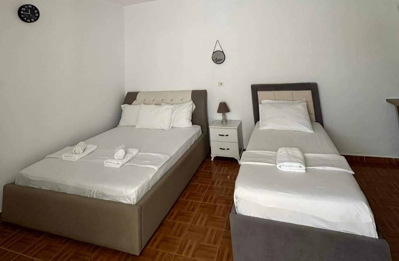 Nardi Guesthouse คซามิล ภายนอก รูปภาพ