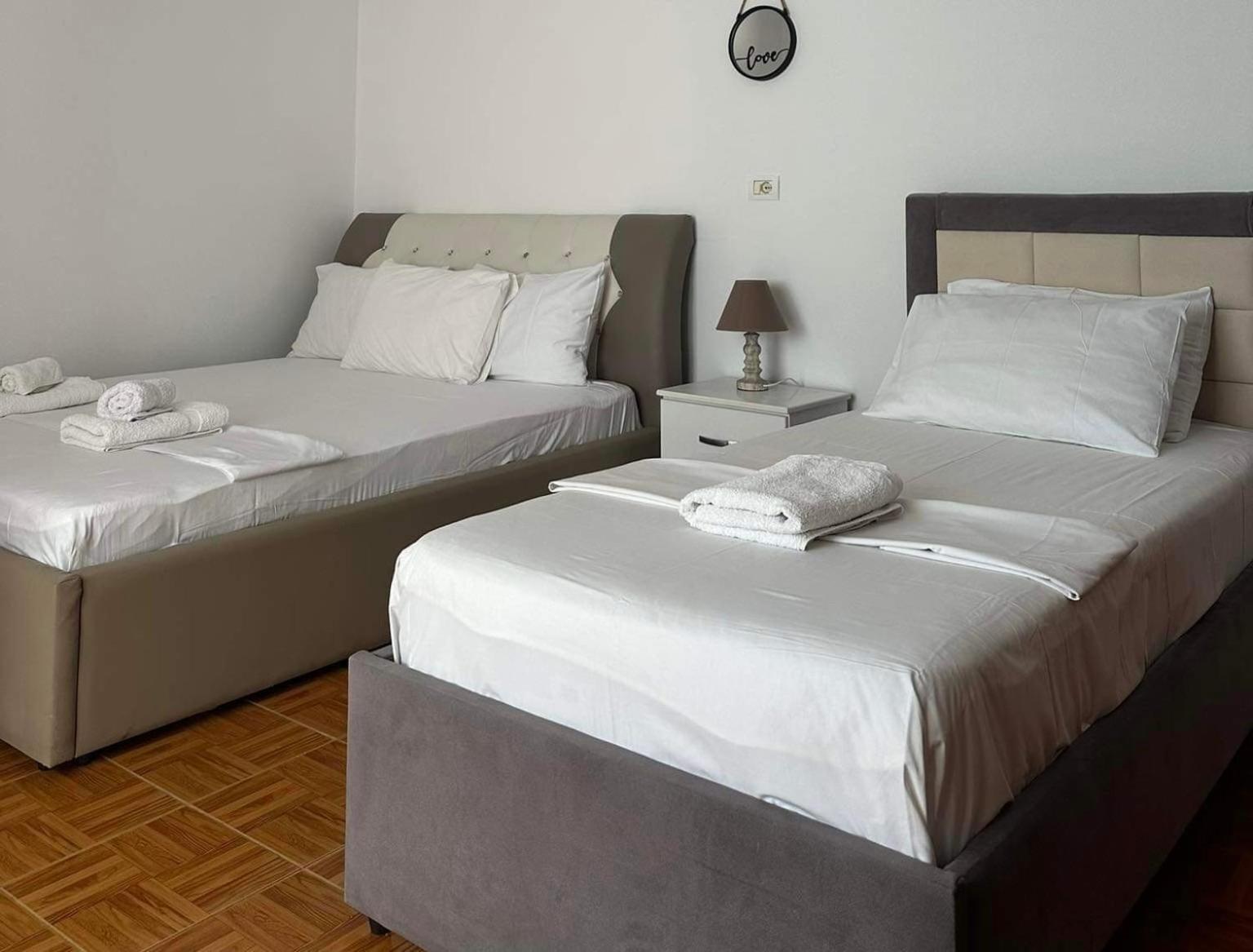 Nardi Guesthouse คซามิล ภายนอก รูปภาพ